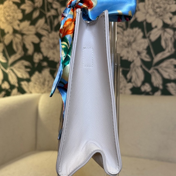 LA | TC White Fluent Designer Tote Bag with Colorful Scarf Accent - Picture 3 of 7